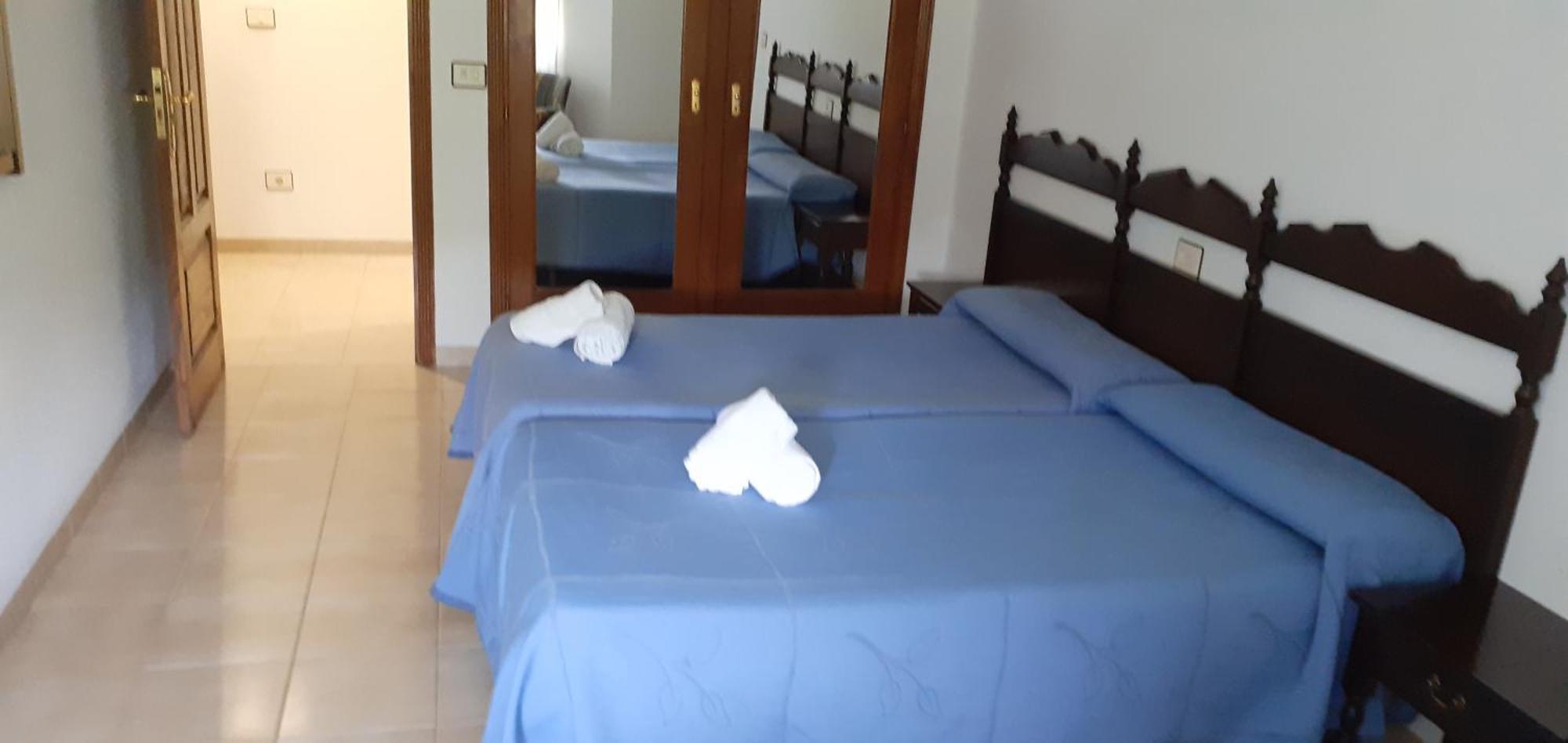 Hostal Entrimena 2 Энтримо Экстерьер фото