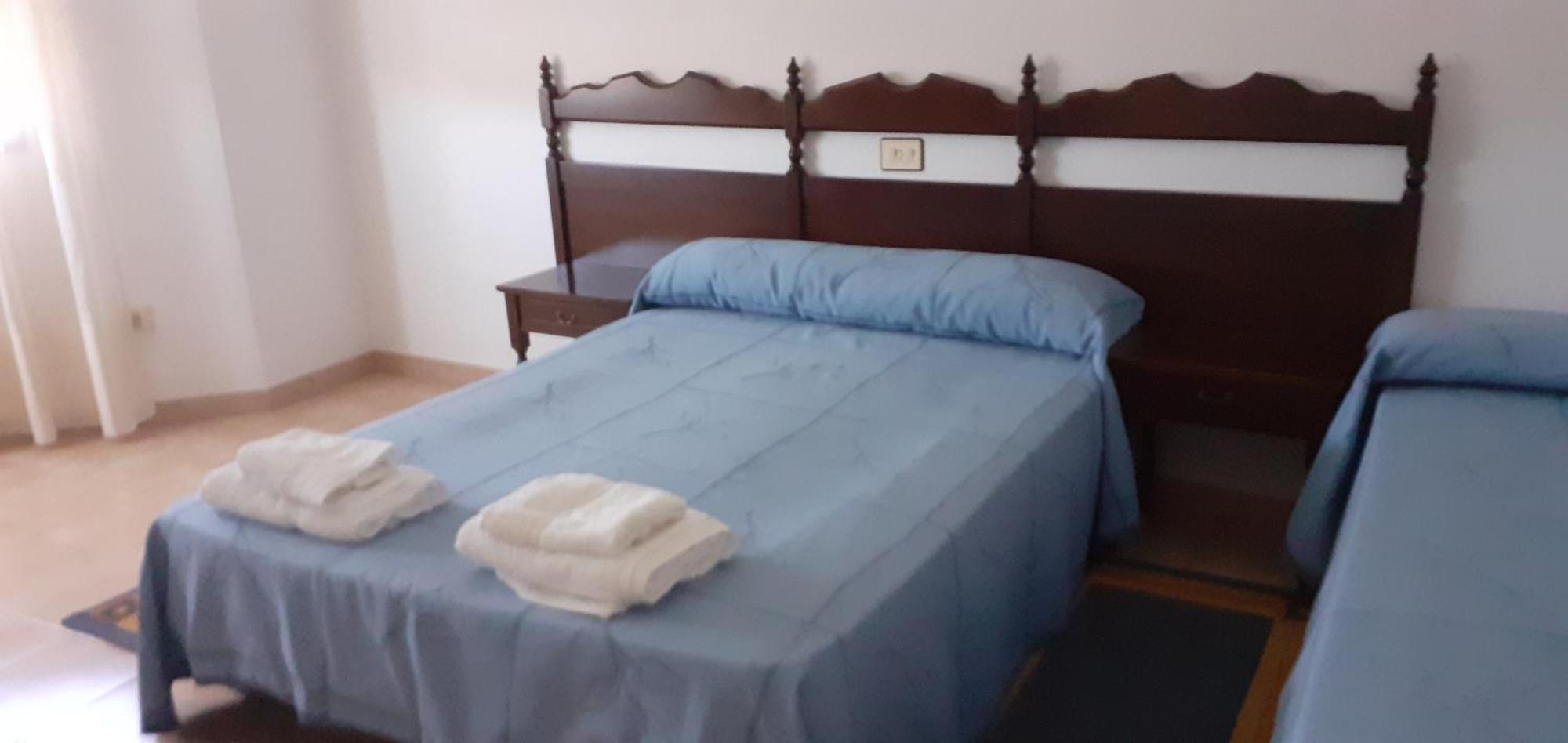 Hostal Entrimena 2 Энтримо Экстерьер фото